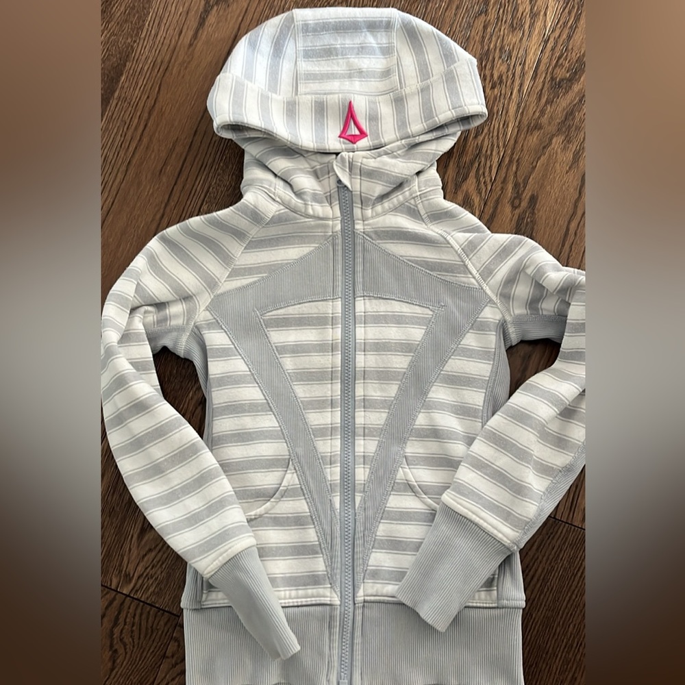 Kids ivivva zip up
